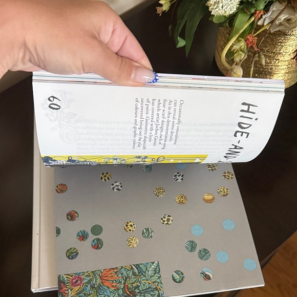 Hermes Vibrant Art Coffee Table Book in Orange and Blue - Picture 11 of 17